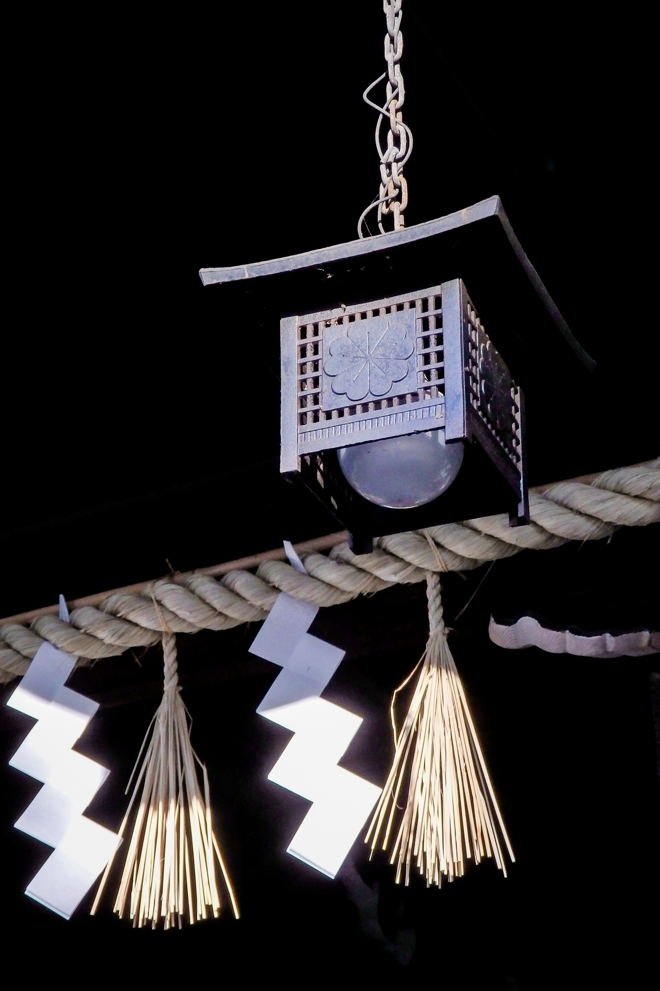 片山神社の灯篭